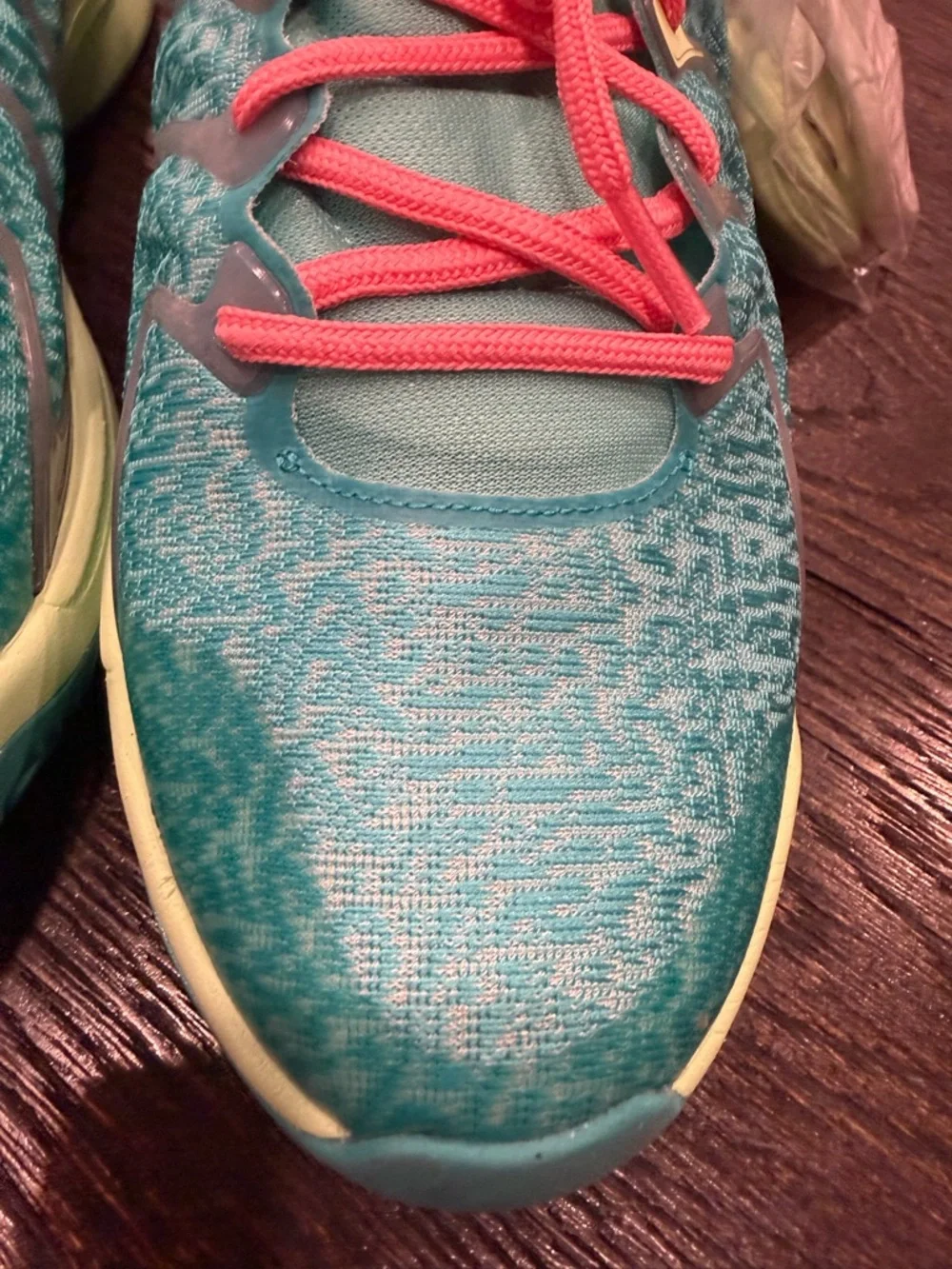Nike Jonquel Jones KD 17 “Bahamas” Women’s Size 13